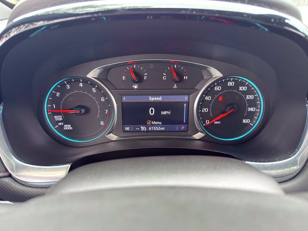 Used 2023 Red Chevrolet RS image 40
