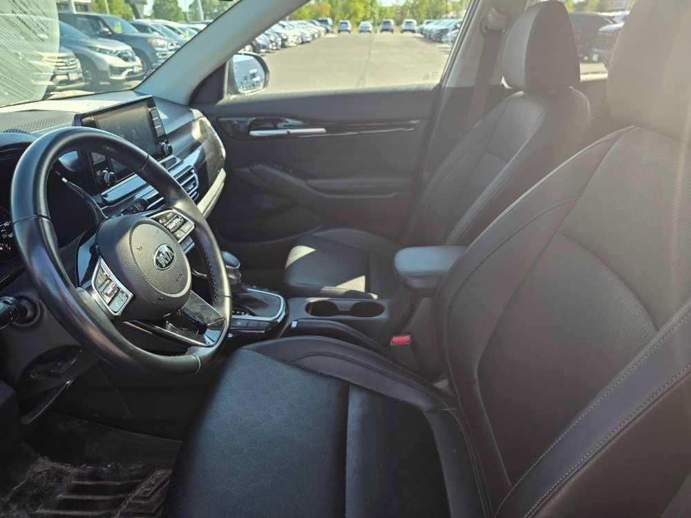 Used 2021 DARK OCEAN BLUE KIA EX image 3