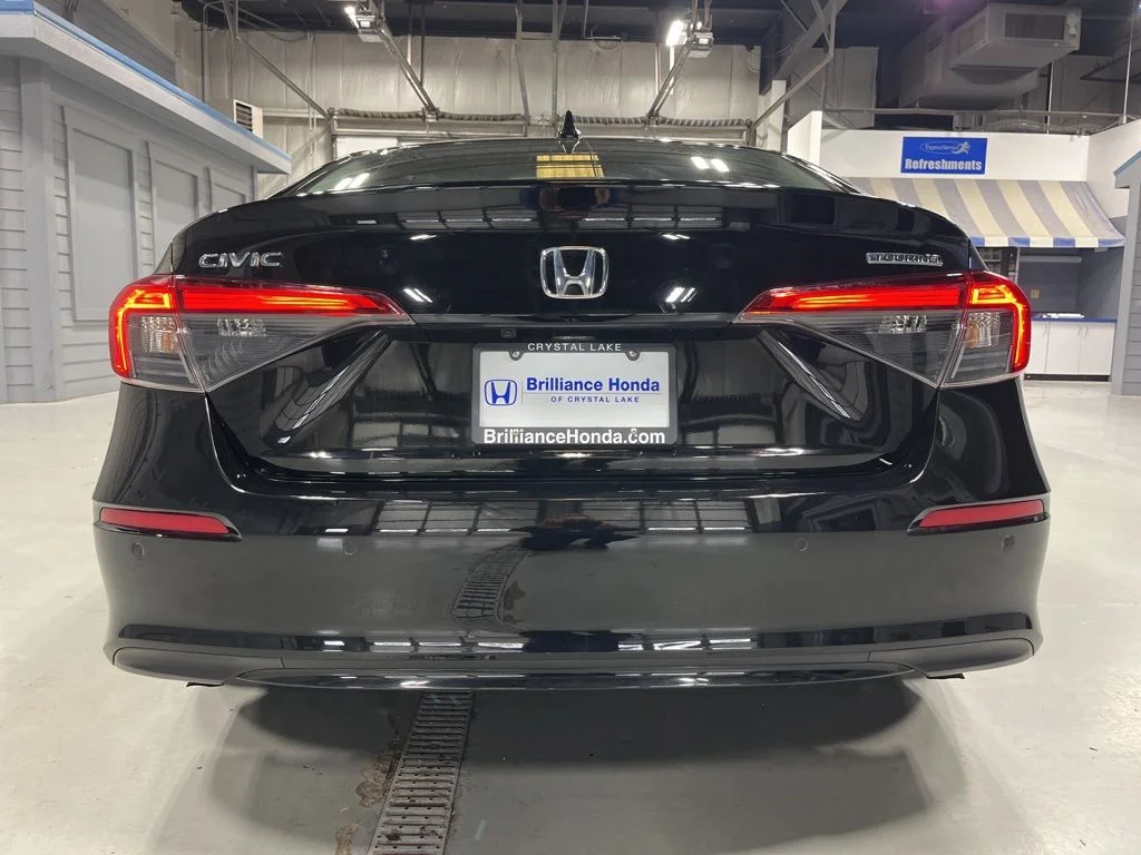 2024 Honda Civic Touring - Photo 6