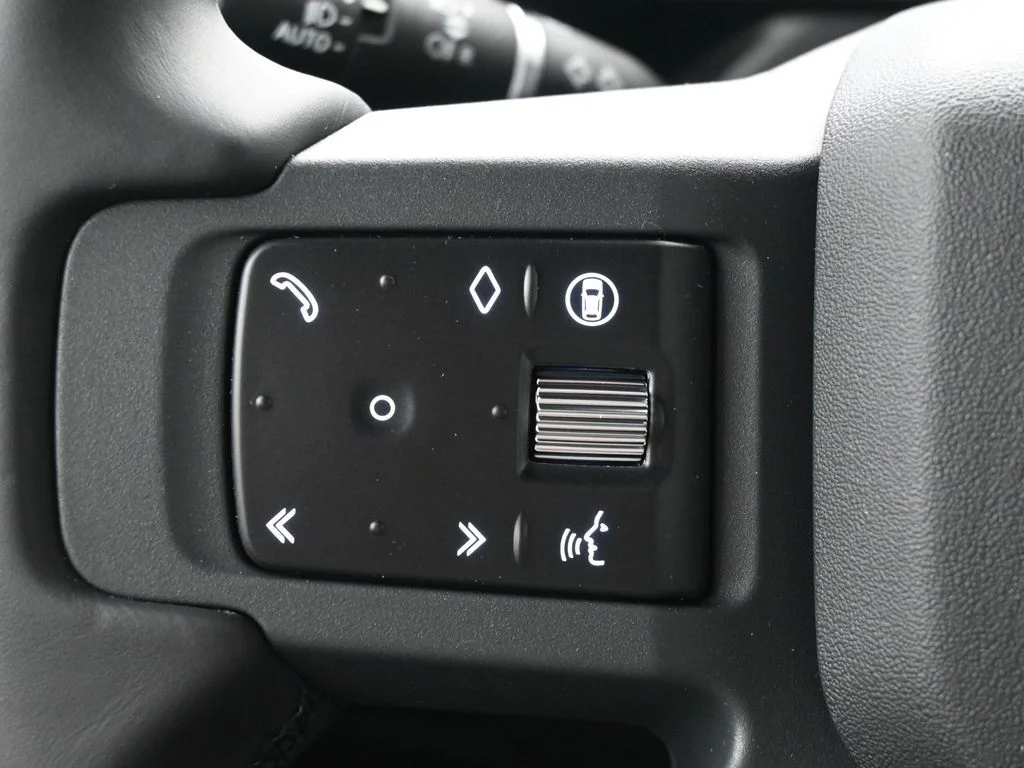 Certified Used 2026 Gray Land Rover X-Dynamic SE image 18