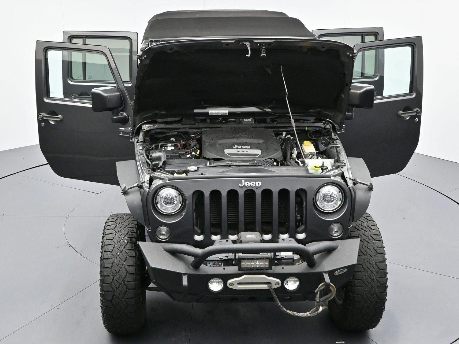 Used 2017 Granite Crystal Metallic Clearcoat Jeep Rubicon image 38