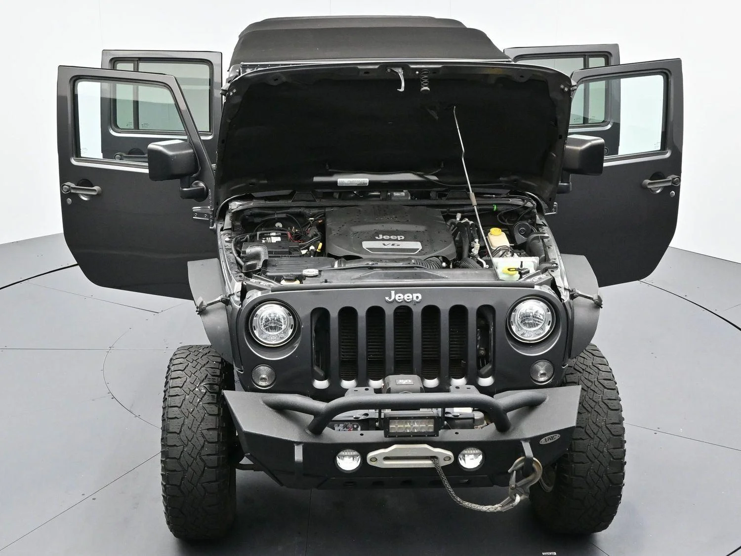 Used 2017 Granite Crystal Metallic Clearcoat Jeep Rubicon image 38