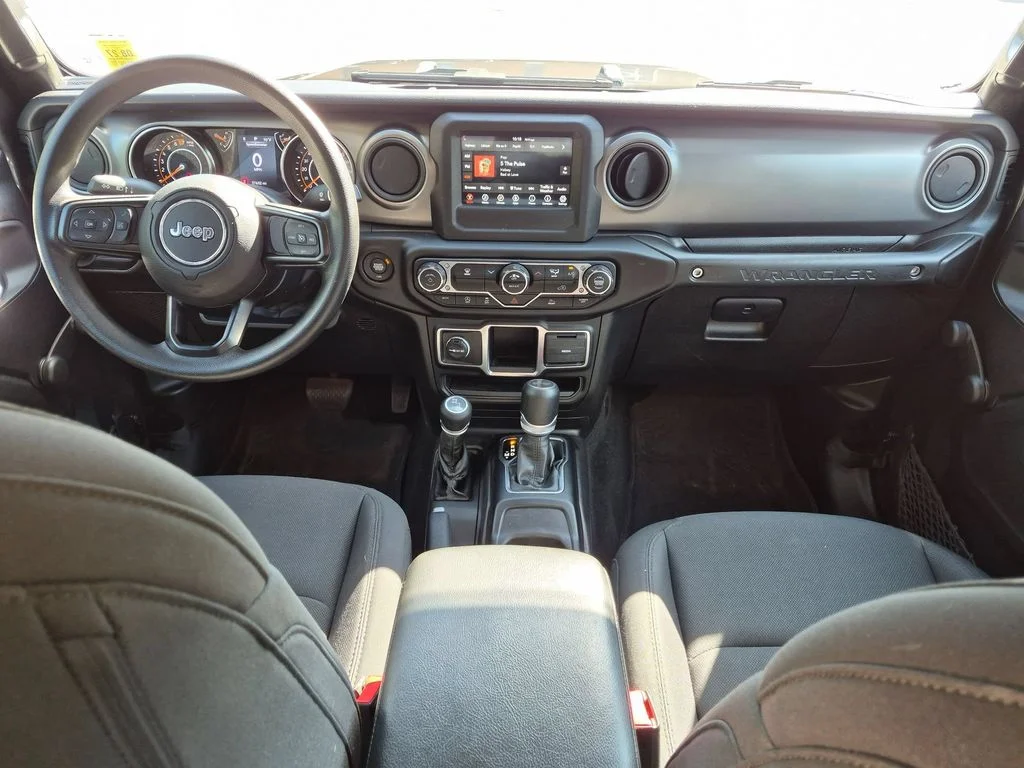 Used 2022 Gray Jeep Unlimited Sport image 19