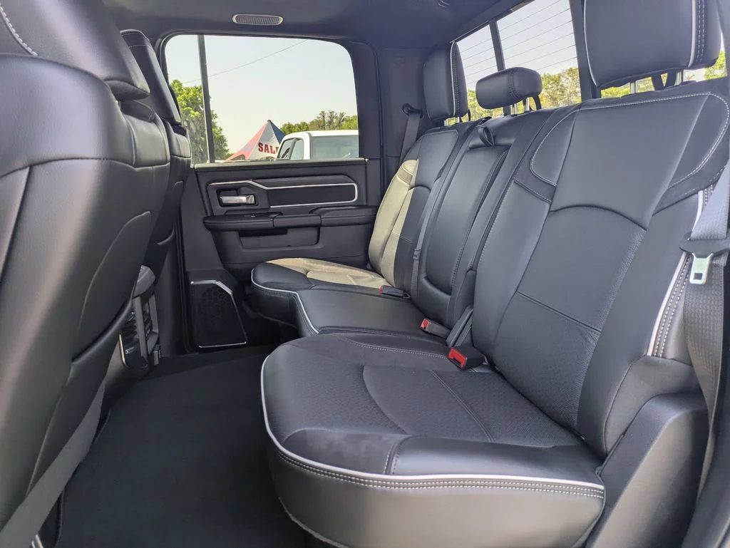 New 2026 Granite Crystal Metallic Clear-Coat Exterior Paint RAM Laramie image 14