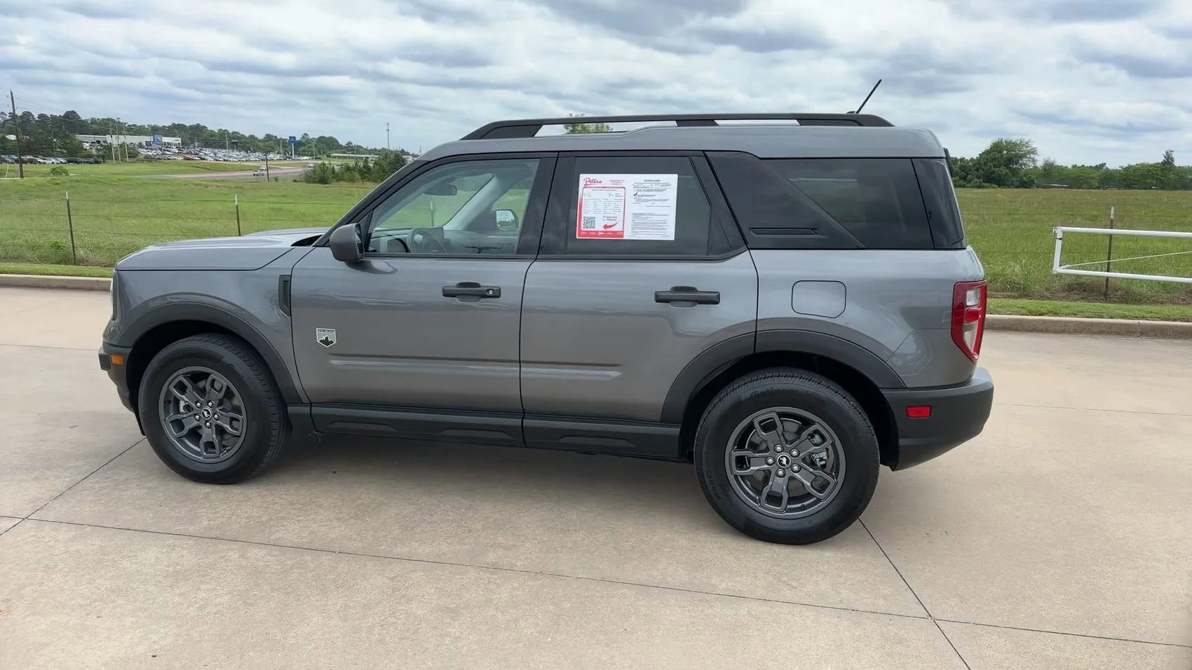 Used 2024 Gray Metallic Ford Big Bend image 6
