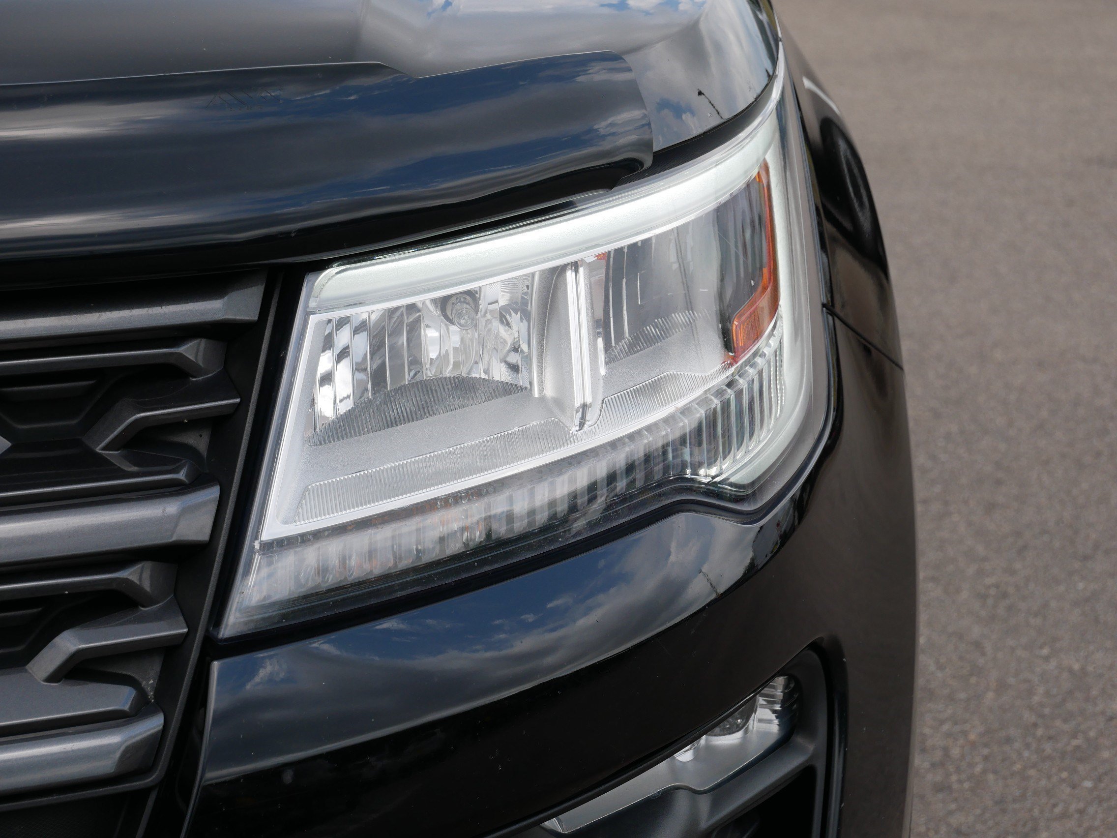 2018 Ford Explorer XLT - Photo 16