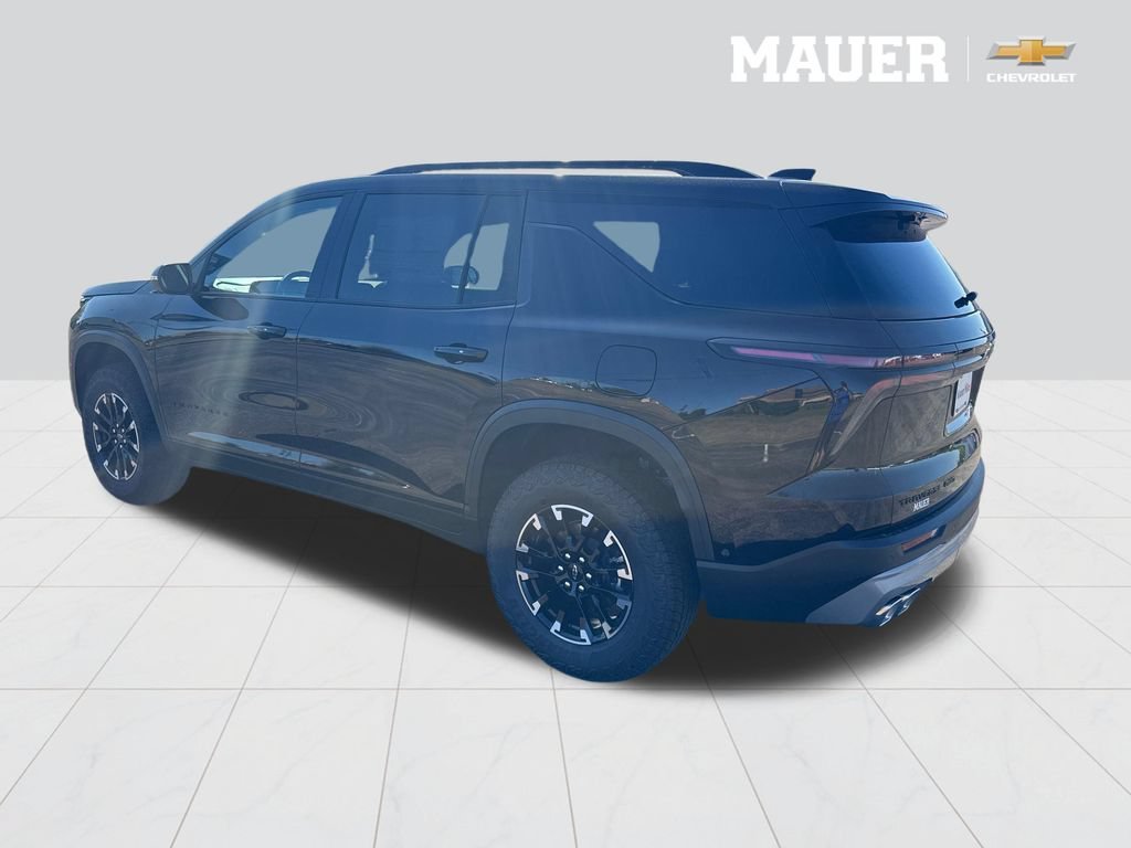 New 2026 Mosaic Black Metallic Chevrolet Z71 image 5