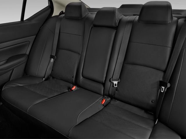 2024 Nissan Altima SV - Photo 11
