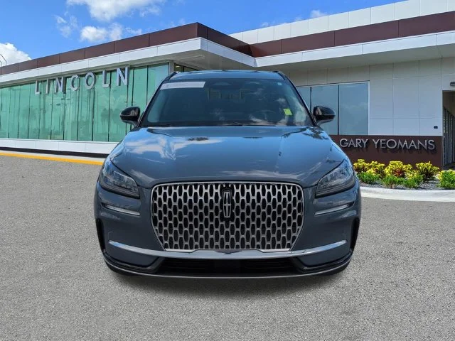 Certified Used 2026 Blue Metallic Lincoln Premiere image 9