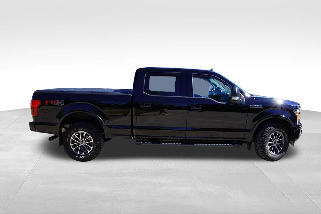Used 2019 Black Metallic Ford Lariat image 2