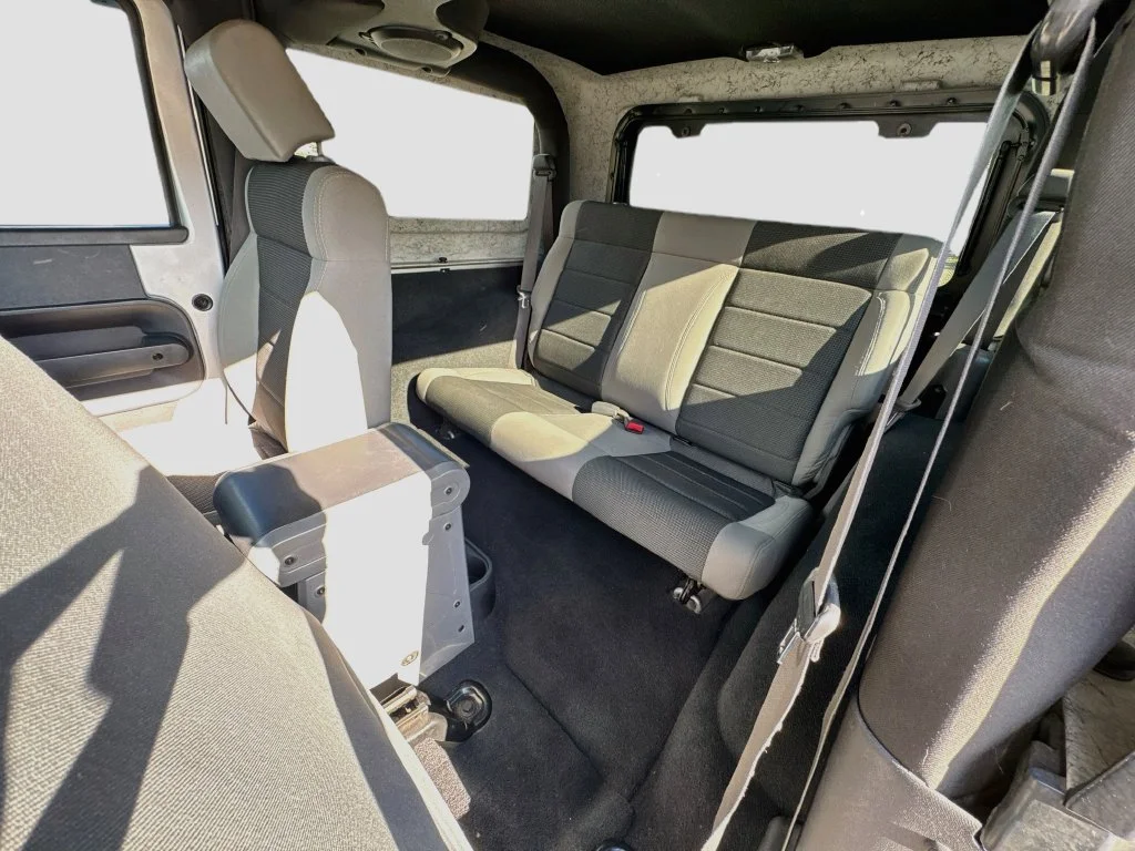 Used 2007 Silver Jeep X image 26