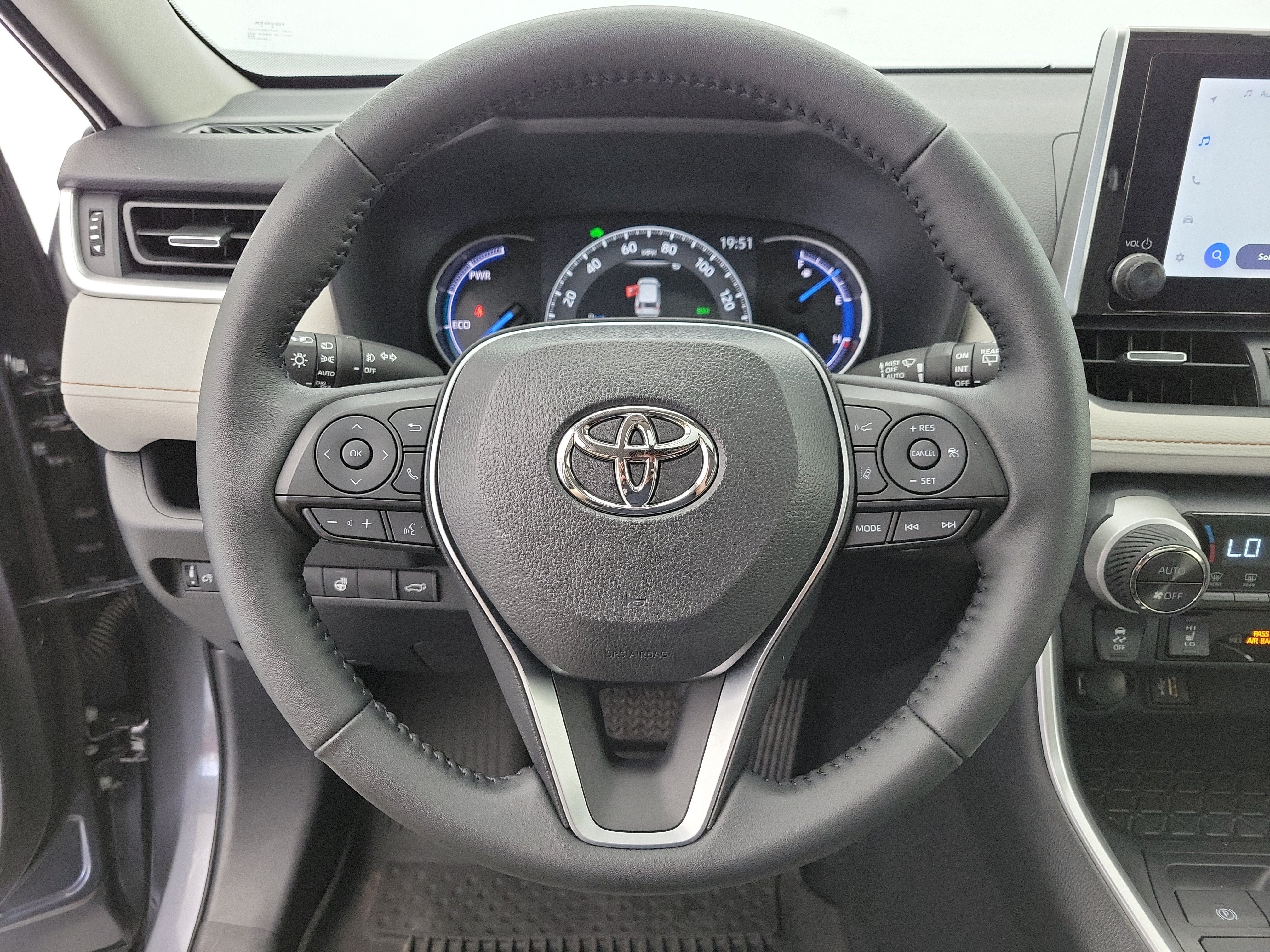 Used 2025 Magnetic Gray Metallic Toyota XLE Premium image 23
