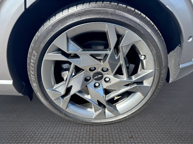 Used 2023 White Genesis Performance image 31