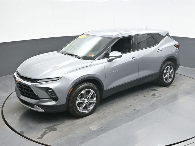Used 2024 Gray Chevrolet LT image 13