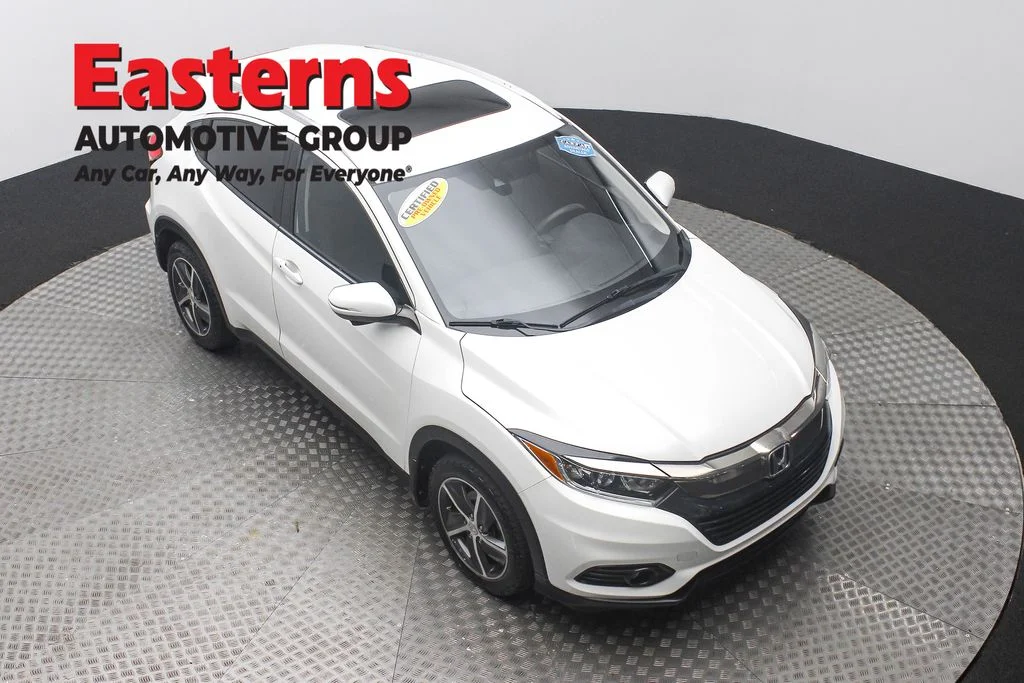 Used 2021 White Honda EX image 3