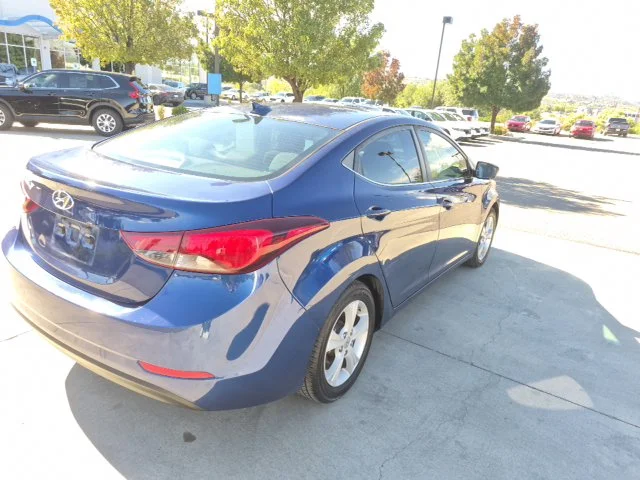 Used 2016 Blue Hyundai Value Edition image 5