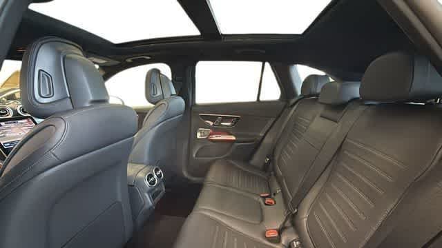 Used 2025 Polar White Mercedes-Benz GLC 350e image 5