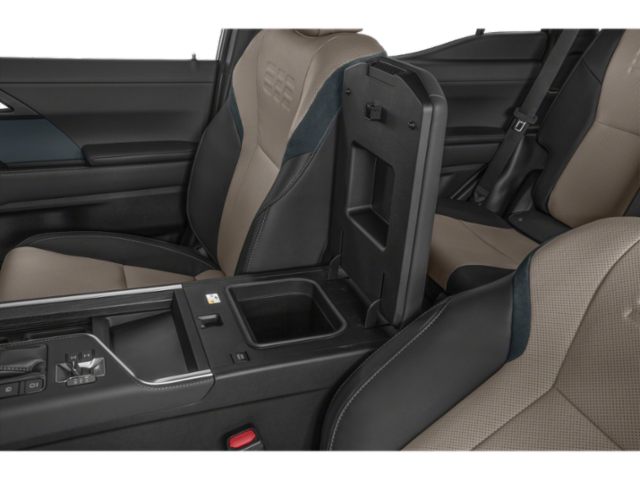 New 2026 Earth and Black Onyx Lexus 550 OVERTRAIL image 18