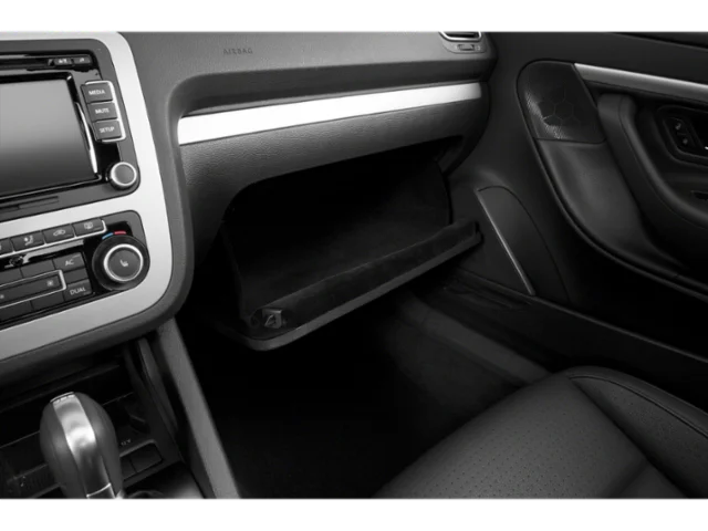 Used 2015 Gray Volkswagen Executive Edition image 13