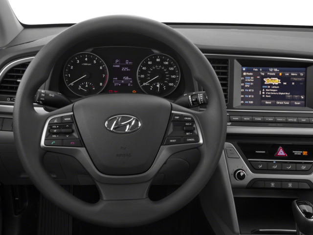 Used 2018 Phantom Black Hyundai SEL image 4