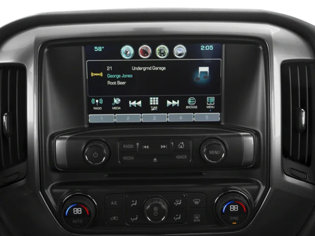 Used 2016  Chevrolet LT image 10