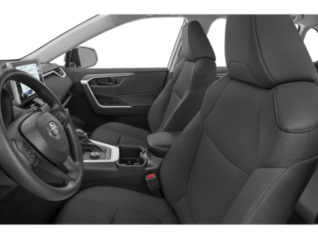 2025 Toyota RAV4 LE - Photo 6