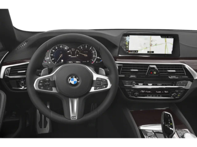 Used 2020 Black Sapphire Metallic BMW M550i xDrive image 4