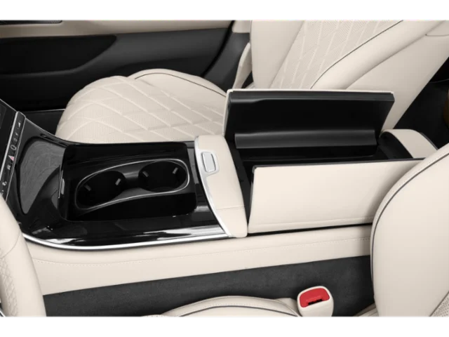 Used 2023 White Mercedes-Benz S 580 image 11