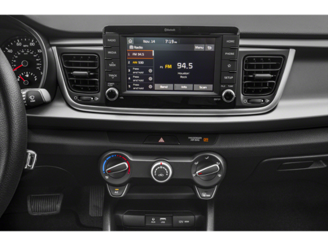 Used 2020 Red Kia S image 9