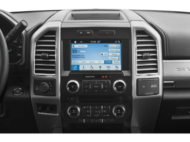 Used 2019 Black Ford Platinum image 6