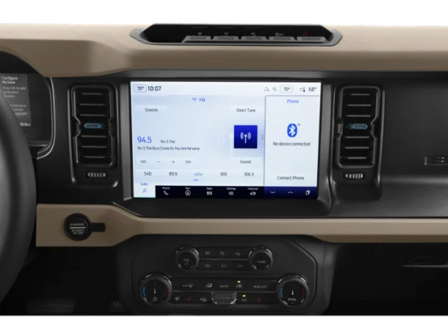 Used 2022 Silver Ford Wildtrak image 7