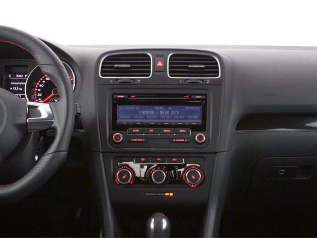 Used 2010  Volkswagen Base image 20