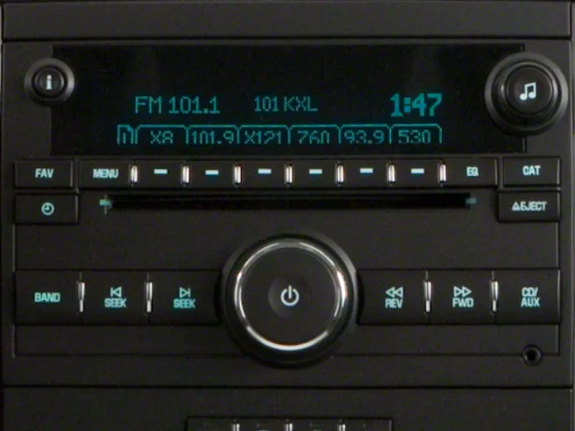 Used 2010 Storm Gray Metallic GMC SLT image 8
