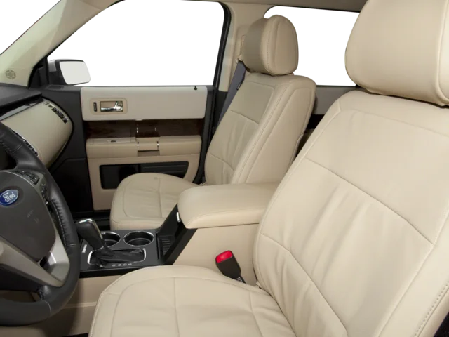 Used 2016 Oxford White Ford SEL image 6
