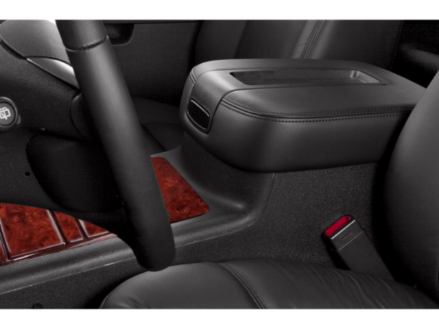 Used 2013 WHITE DIAMOND TRICOAT Chevrolet LTZ image 14