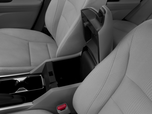 Used 2017  Honda EX image 15