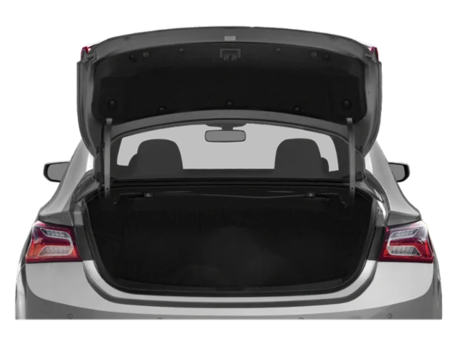 Used 2022 White Chevrolet LT image 8