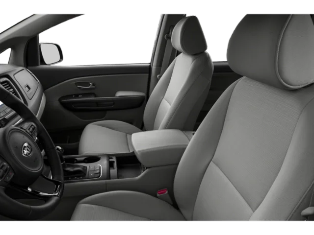 Used 2016 Silver Kia LX image 9