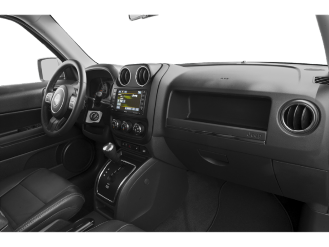 Used 2014 Red Jeep Latitude image 13