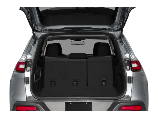 Used 2015 Brilliant Black Crys Jeep Latitude 4WD image 9