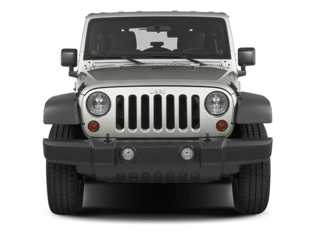 Used 2013  Jeep Sahara image 4