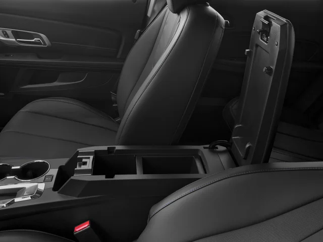 Used 2016 Silver GMC SLT image 12