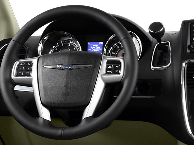 Used 2014 White Chrysler Touring image 4