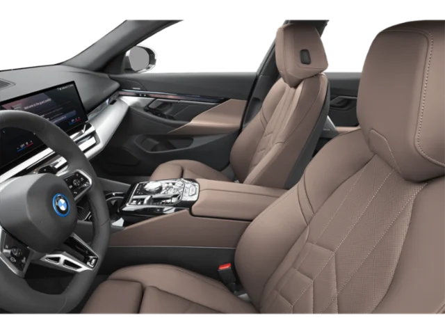 New 2027 Black Sapphire Metallic BMW 550e xDrive image 6