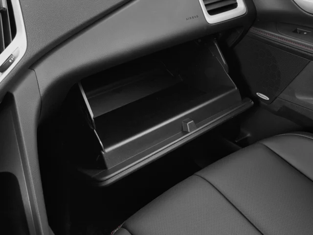 Used 2015 White GMC SLE-2 image 13