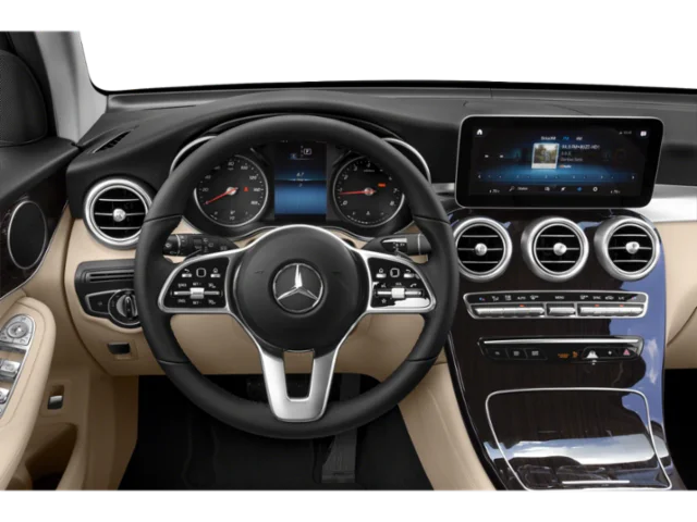 Used 2021  Mercedes-Benz GLC 300 image 7
