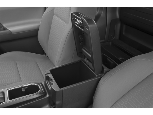 Used 2019  Toyota SR5 image 14
