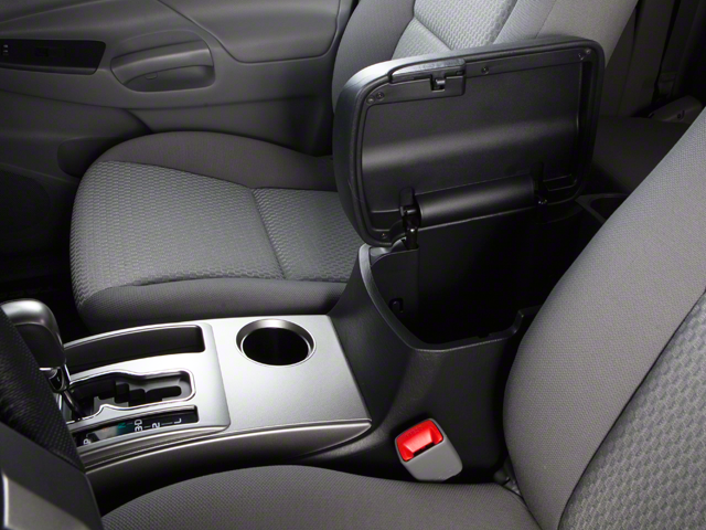 Used 2013 Red Toyota Base image 14