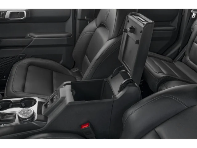 New 2026 Desert Sand Ford Badlands® image 11
