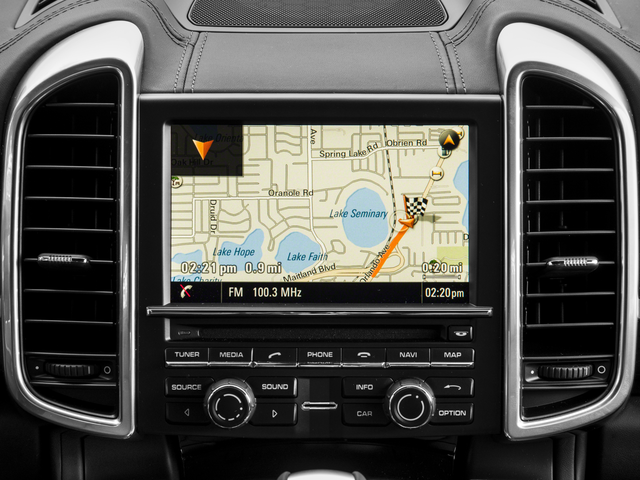 Used 2017  Porsche S image 17